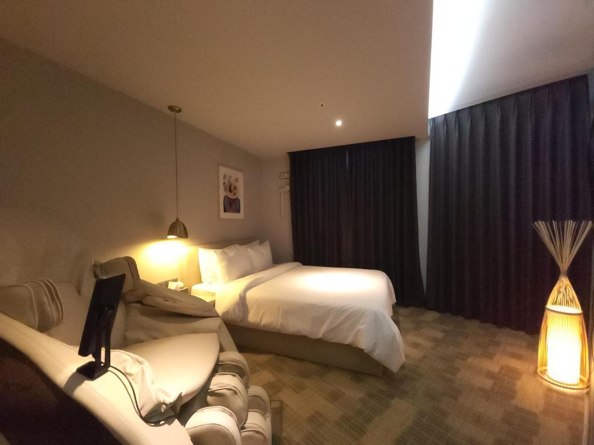 Brown Dot Hotel Jinju Extérieur photo