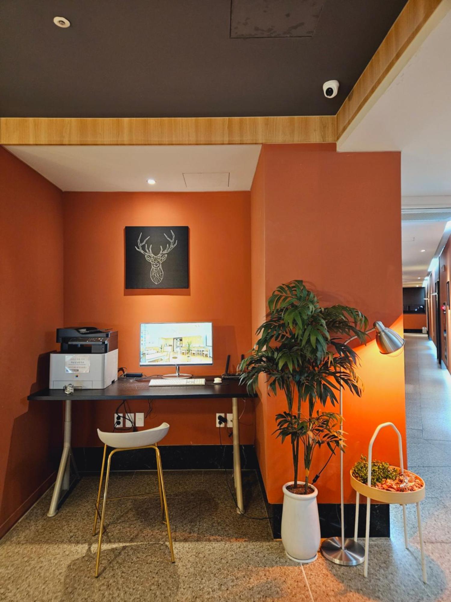 Brown Dot Hotel Jinju Extérieur photo